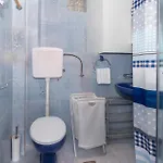 Vakantiehuis 3 Bedroom Lovely In