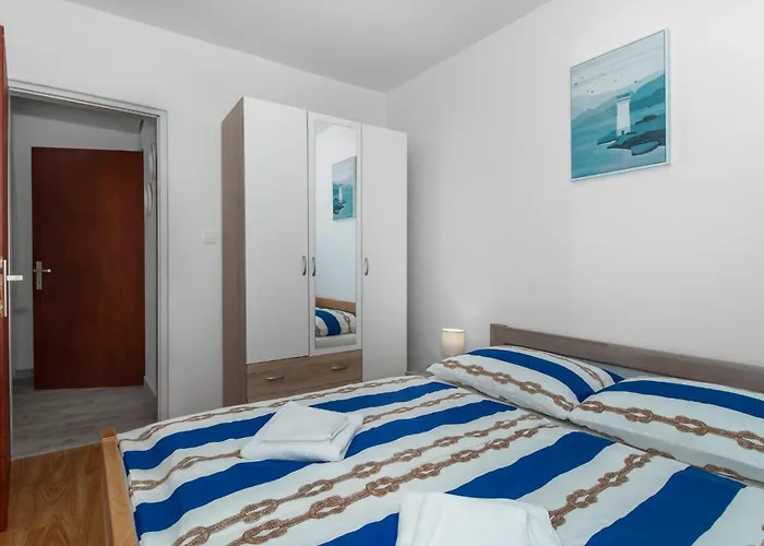 Semesterbostad 3 Bedroom Lovely In *