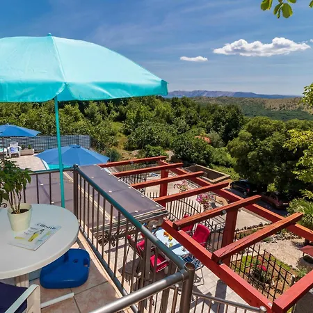 3 Bedroom Amazing In Bribir (Primorje-Gorski Kotar)