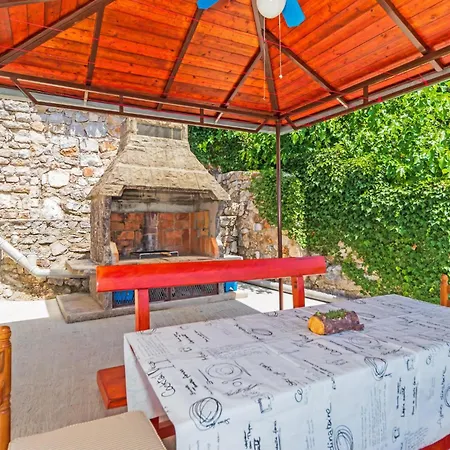 3 Bedroom Lovely In