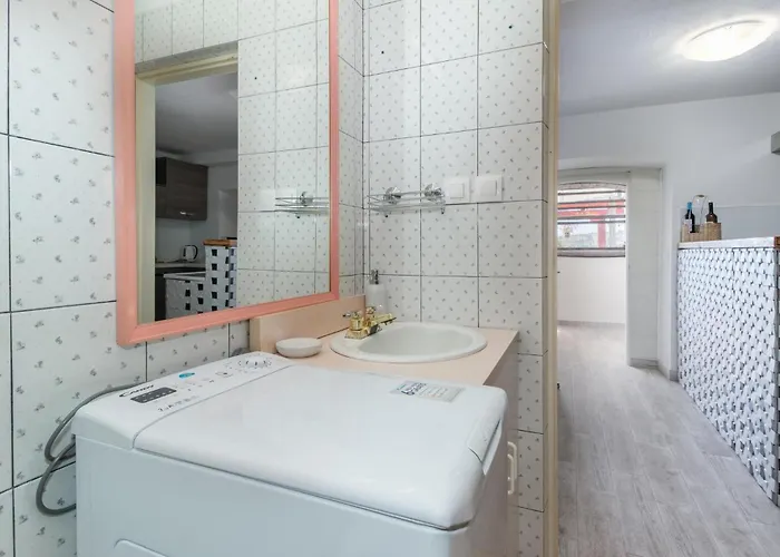 3 Bedroom Lovely In