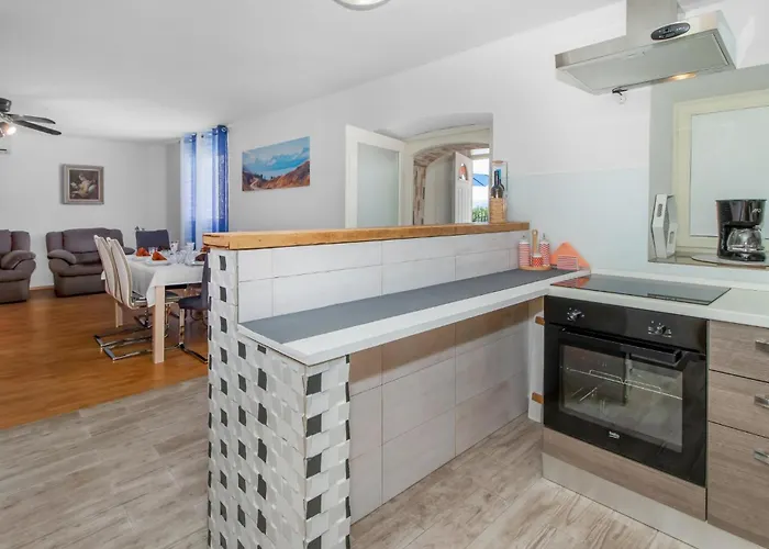 3 Bedroom Lovely In Tatil Evi